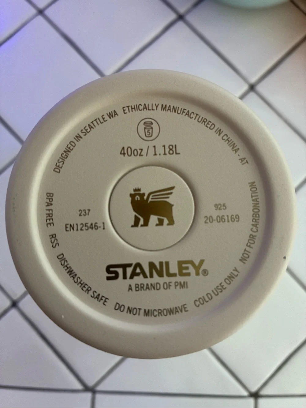 NEW Stanley Quencher ProTour Flip Straw Tumbler Birchwood 40oz - Picture 4 of 4